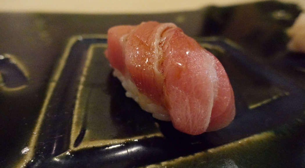 東京都 国分寺 治鮨 (おさむずし) 国分寺で本格的な江戸前鮨屋 寿司 マグロ 品川イッコー
