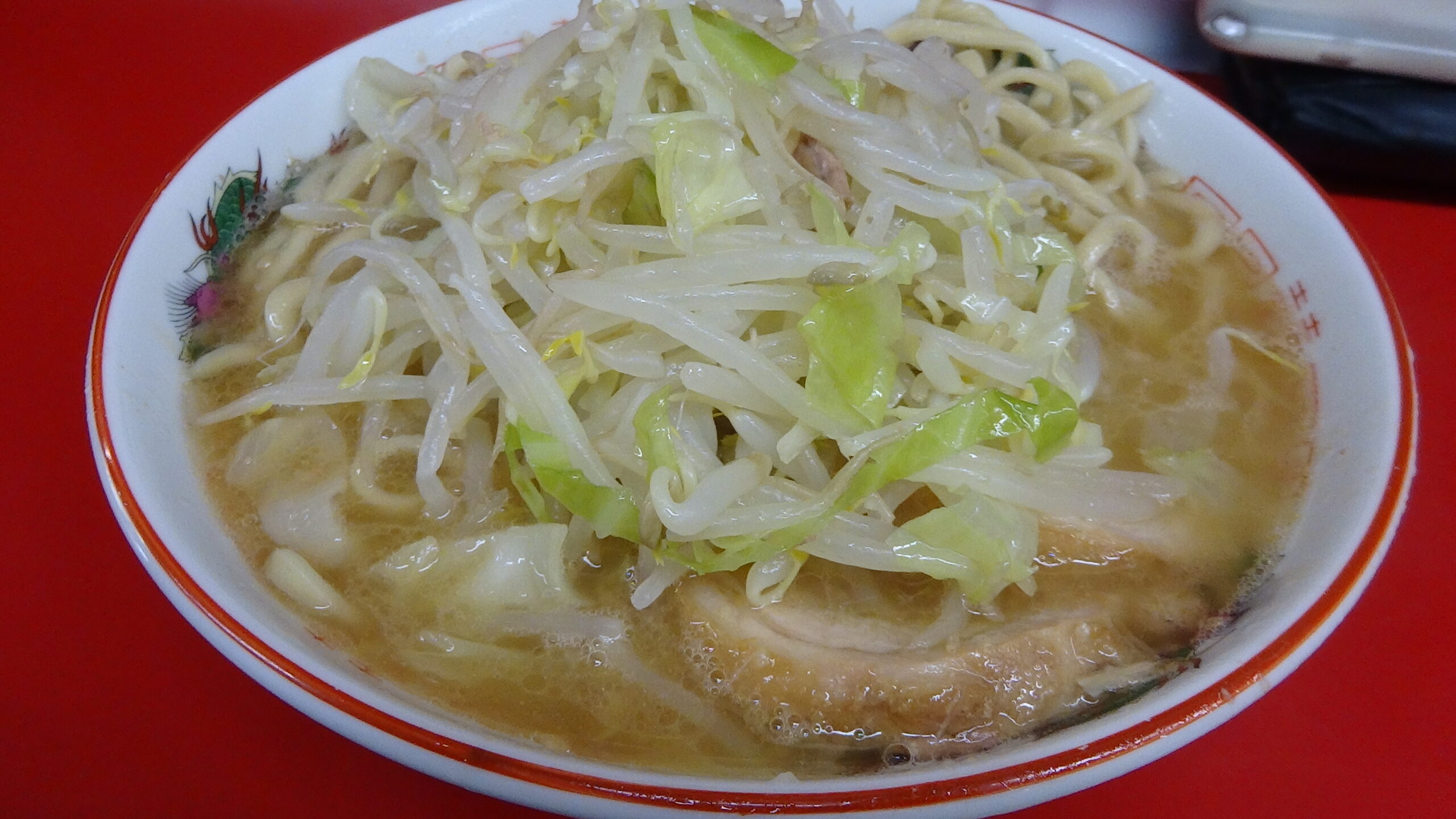 神奈川県 藤沢市 ラーメン二郎 湘南藤沢店 乳化から非乳化へ！オープン当時の味は？ ラーメン 品川イッコー