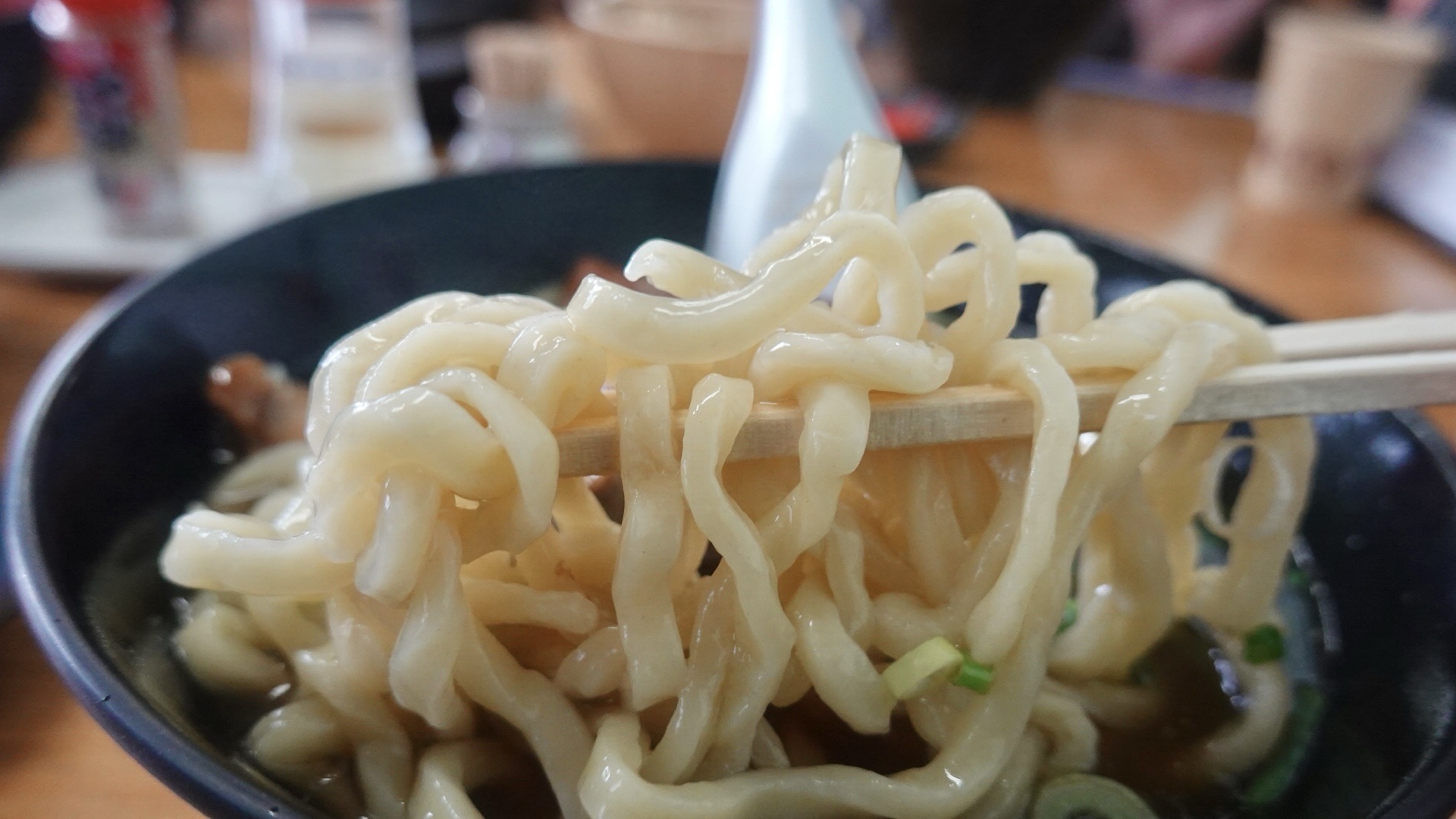 糸満市 南部そば てびちそば