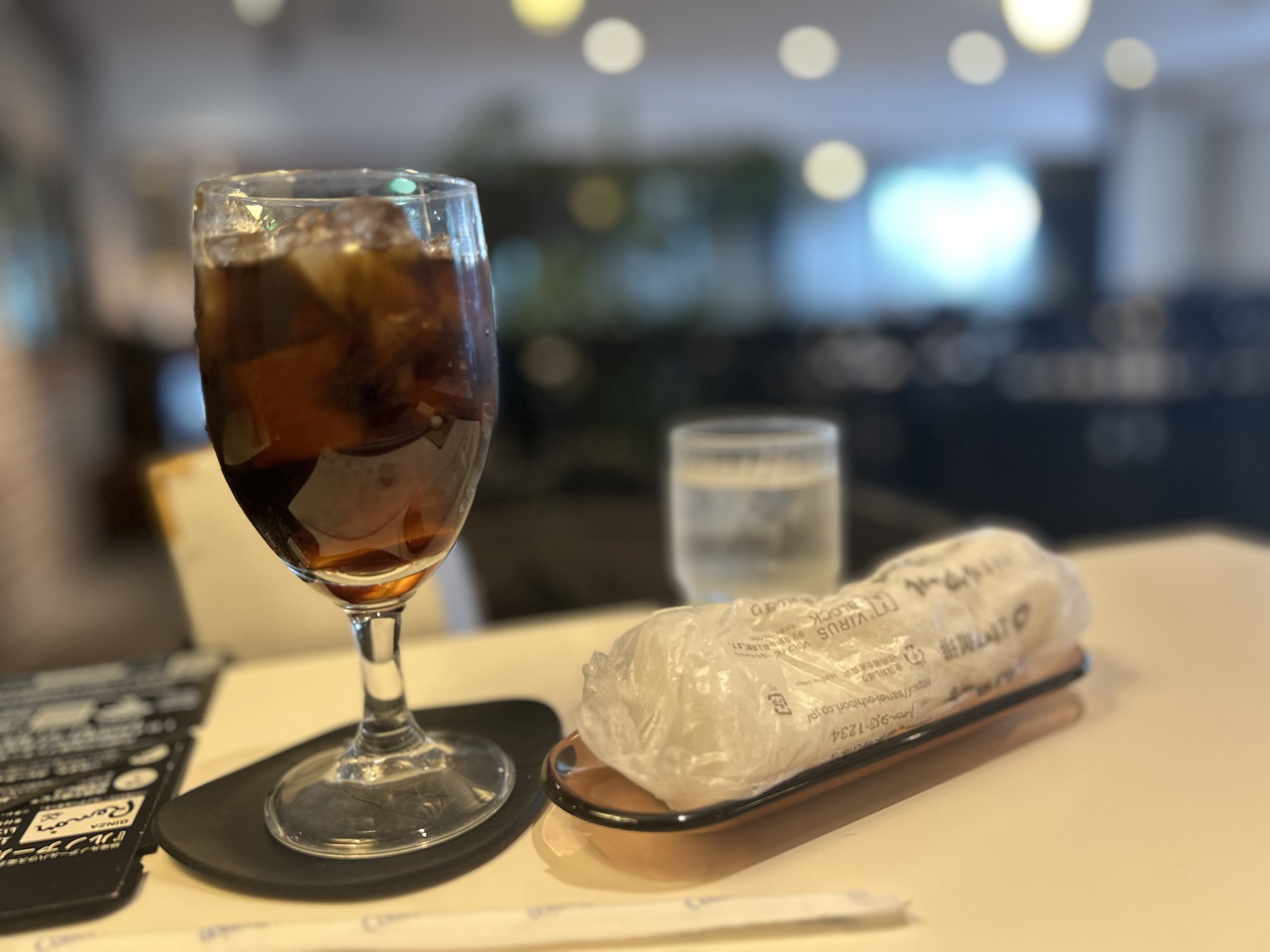 喫茶室ルノアール アイスコーヒー おしぼり