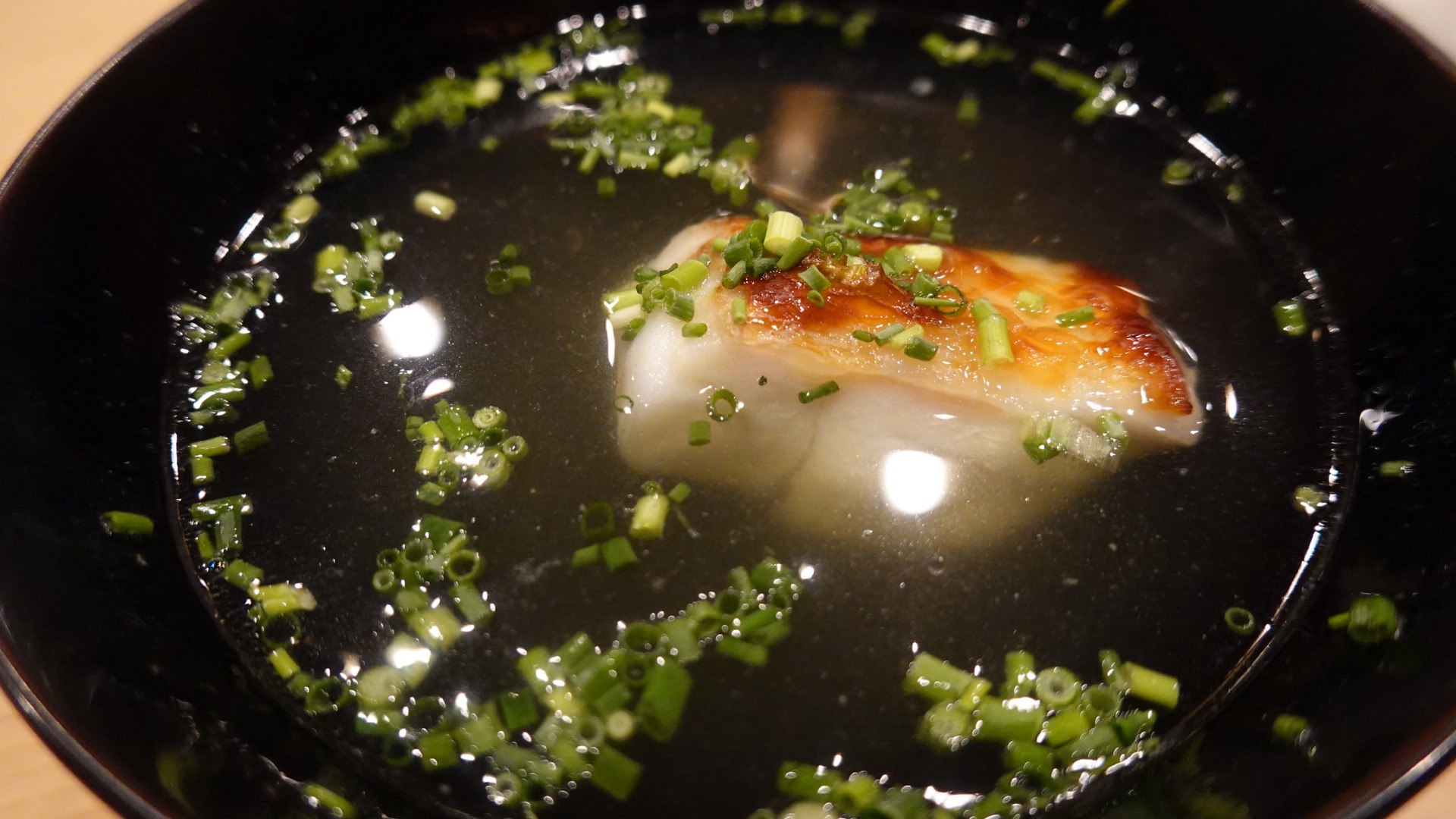 神奈川県 横浜市 関内 なか條 日本最高峰は、なか條に集まる。ピンネタが集まる日本屈指の鮨屋の超名店 シラカワのお椀 品川イッコー