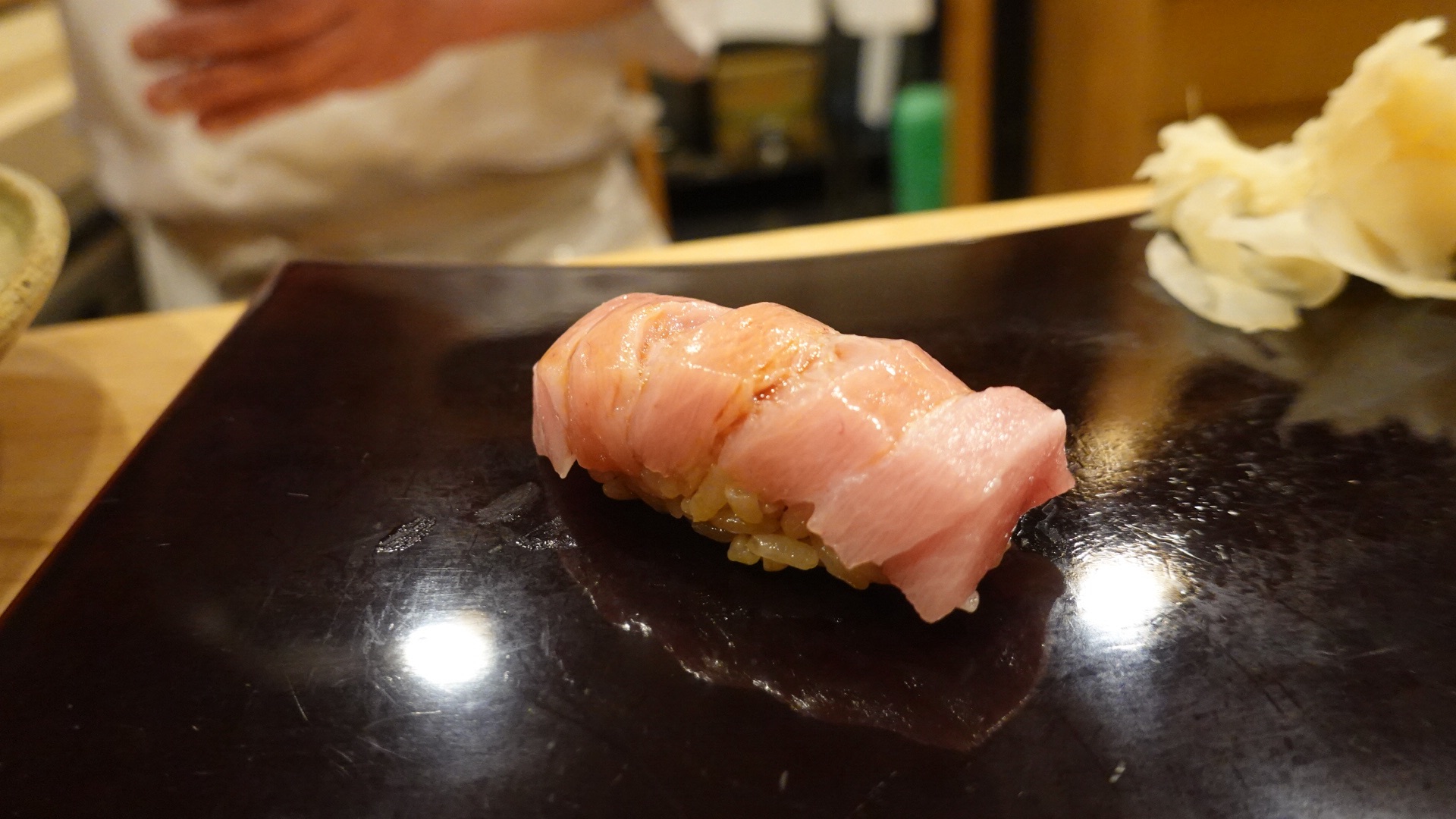 神奈川県 横浜市 関内 なか條 日本最高峰は、なか條に集まる。ピンネタが集まる日本屈指の鮨屋の超名店 寿司 大トロ 品川イッコー