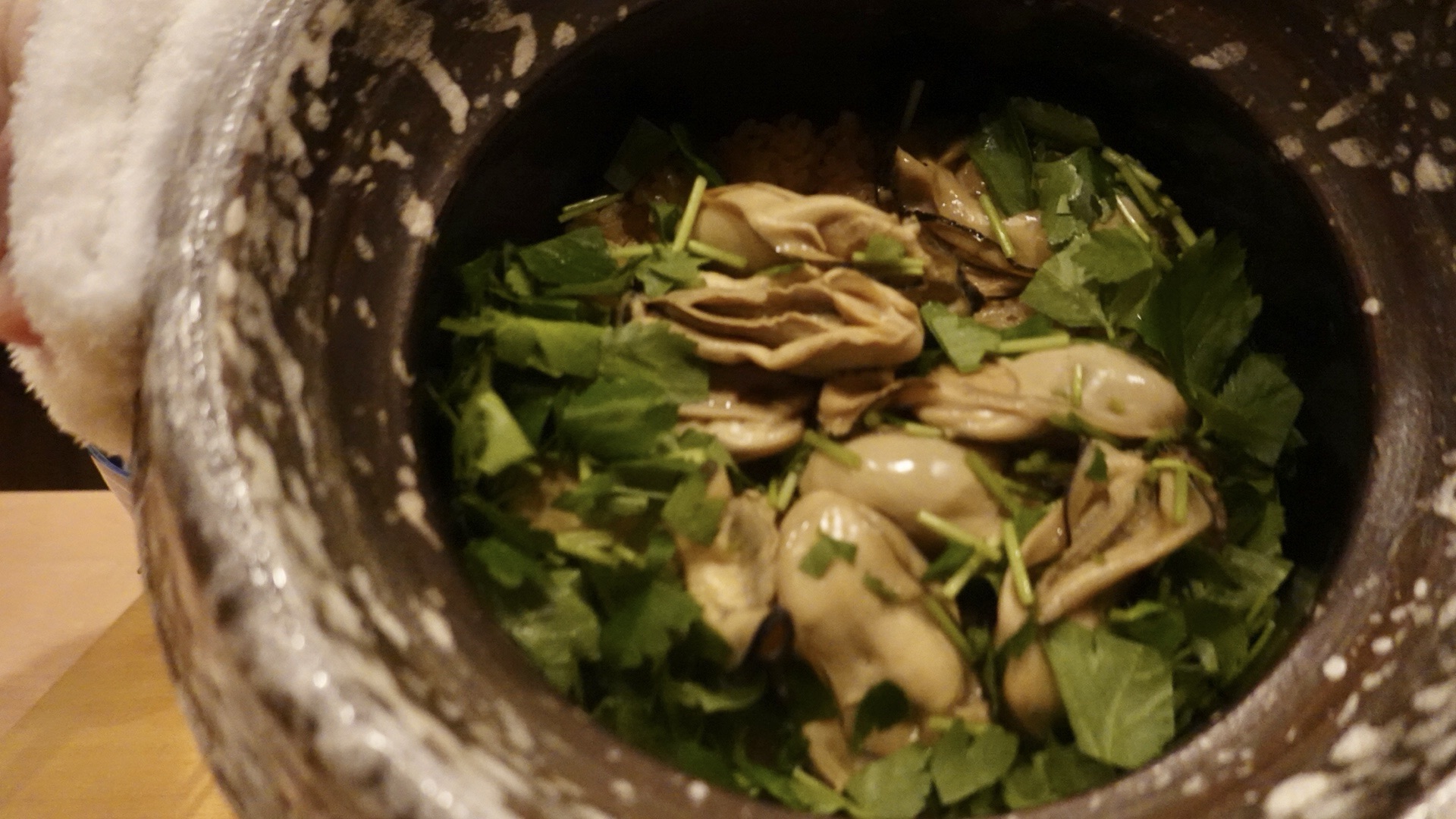 白金高輪 馳走 髙山 牡蠣の土鍋ご飯