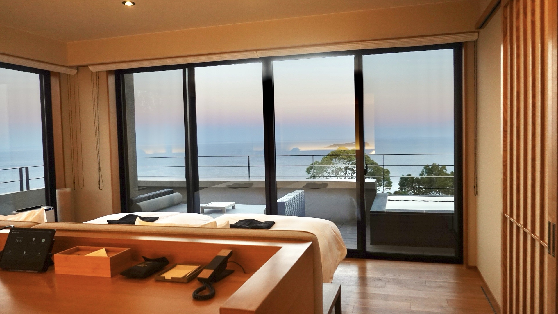 熱海 無為自然 室内