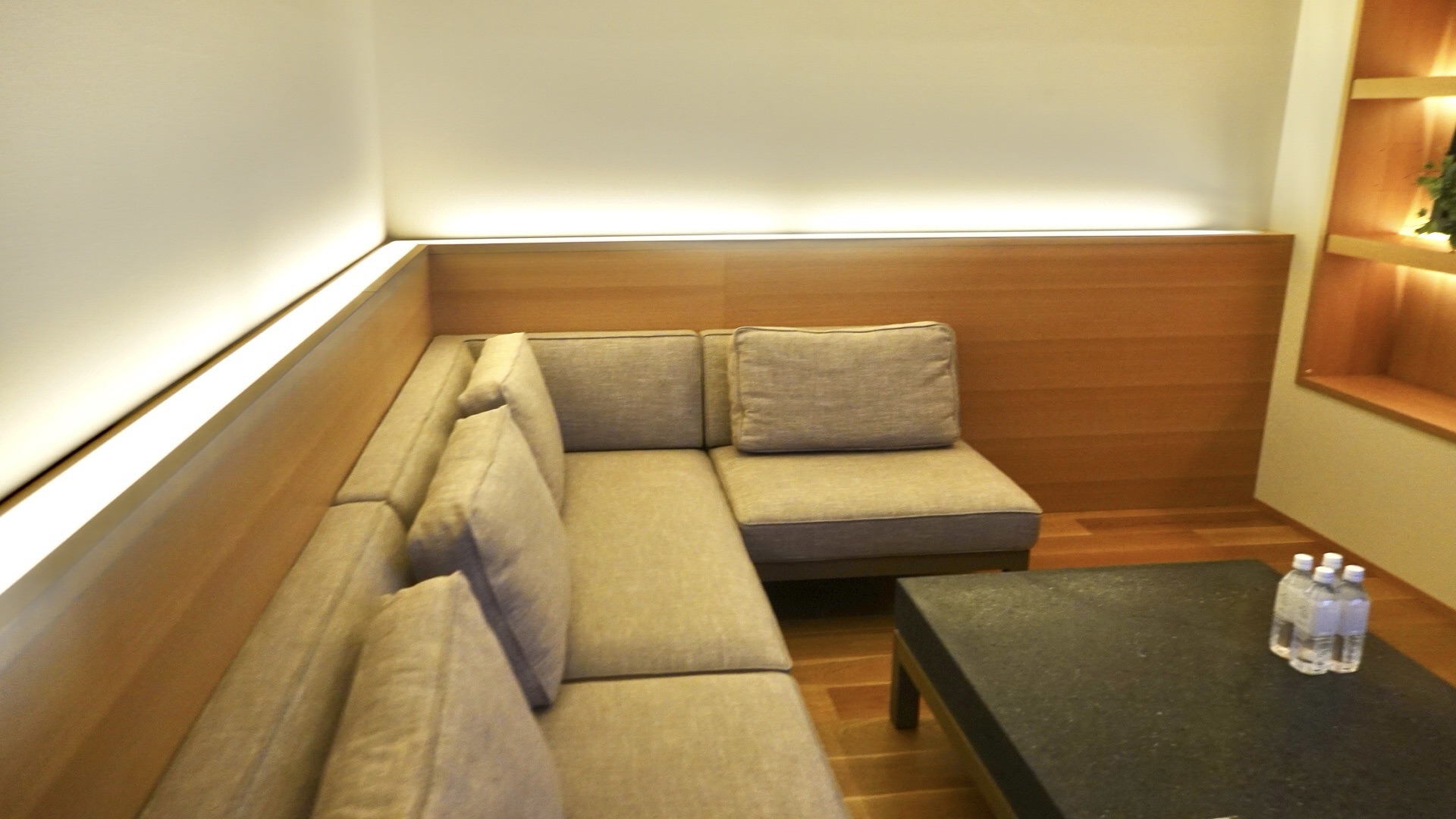 熱海 無為自然 室内