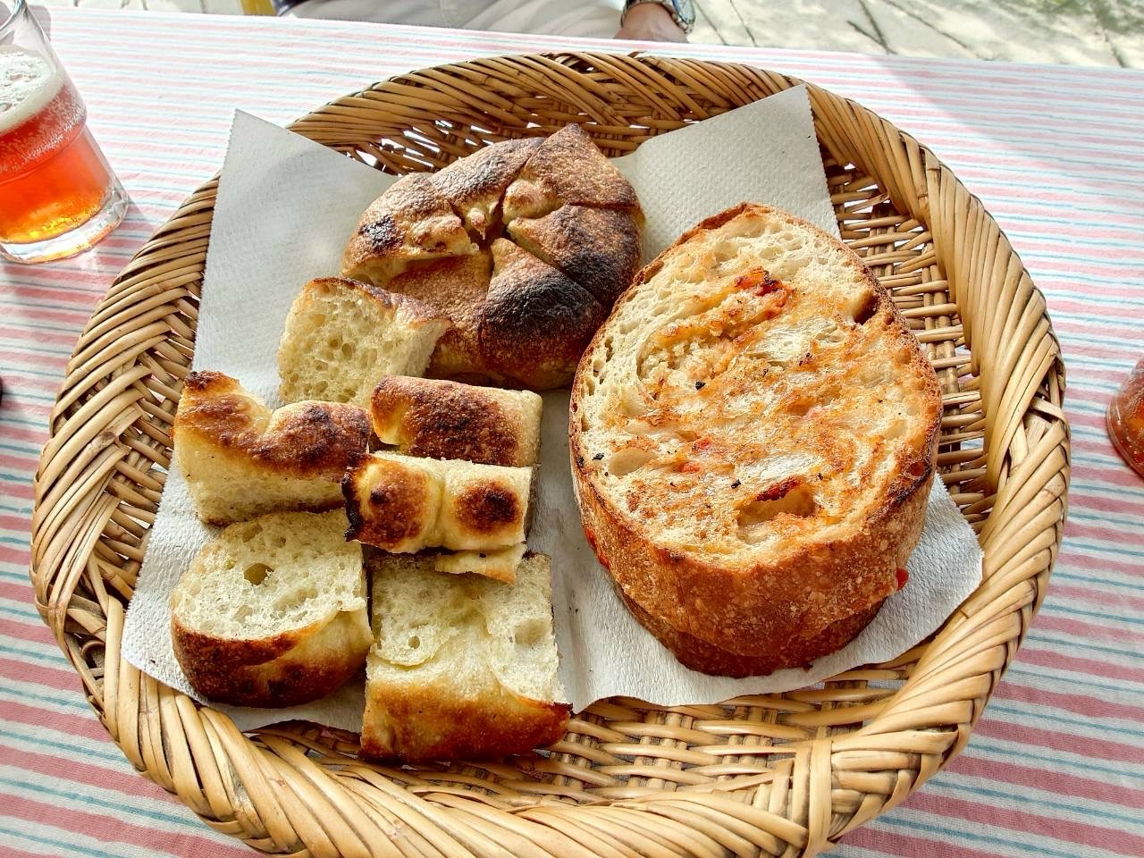 沖縄県 宜野湾 宗像堂 (むなかたどう) 石窯で焼く天然酵母パンの店 パン 品川イッコー