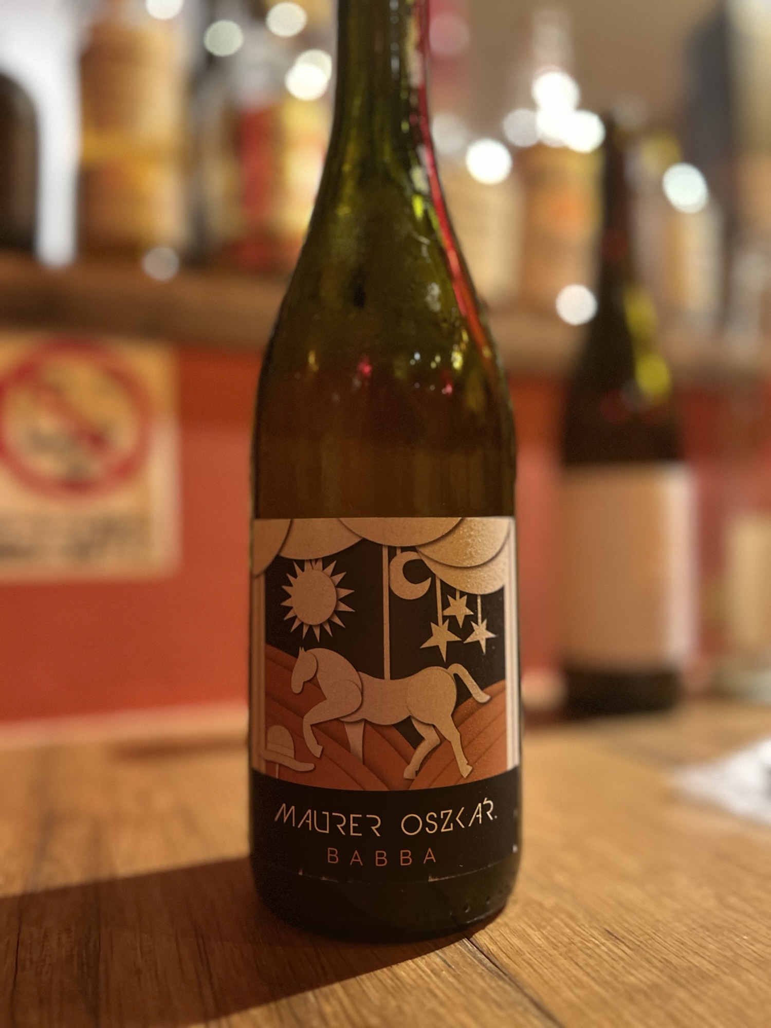 神奈川県 藤沢市 fu-fu shisen(フーフーシセン) 肉を使わない四川料理 ワインボトル 品川イッコー