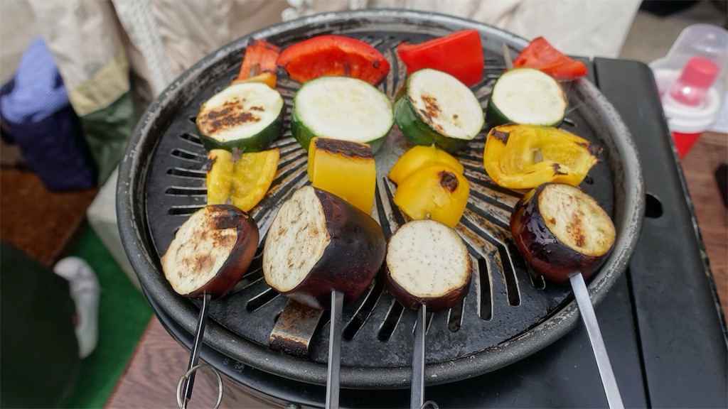 東京都 武蔵境 QuOLaの庭 駅徒歩30秒。空と緑に包まれる屋上リゾートBBQと都会型グランピングの新定番 バーベキュー