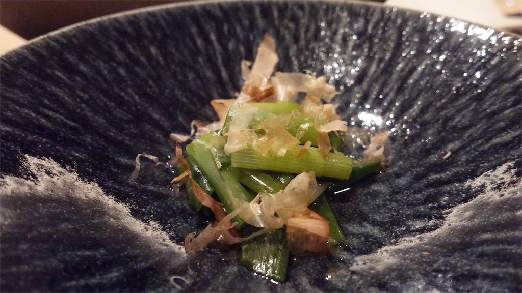 東京都 中央区 銀座 はっこく 鮨 とかみを有名店にした佐藤氏の独立店 九条ネギのお浸し 品川イッコー