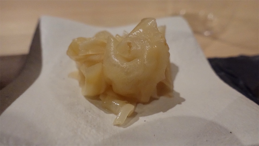 東京都 中央区 銀座 はっこく 鮨 とかみを有名店にした佐藤氏の独立店 ガリ 品川イッコー