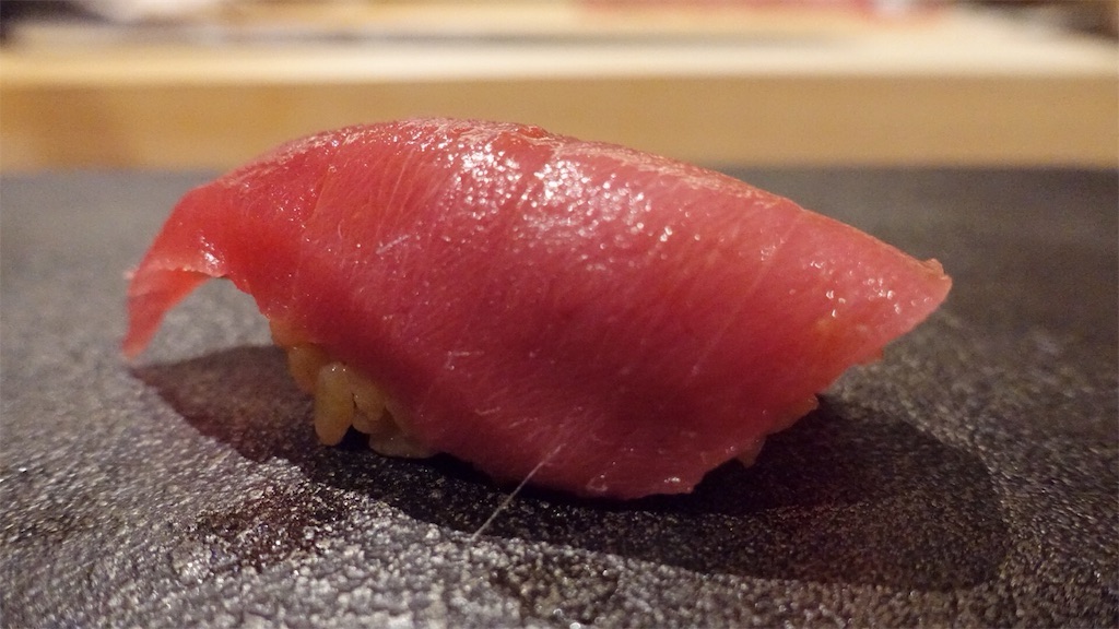 東京都 中央区 銀座 はっこく 鮨 とかみを有名店にした佐藤氏の独立店 血合いぎし 品川イッコー