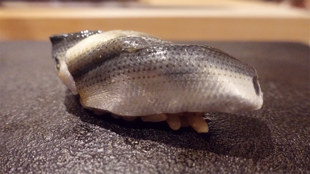 東京都 中央区 銀座 はっこく 鮨 とかみを有名店にした佐藤氏の独立店 小肌 品川イッコー