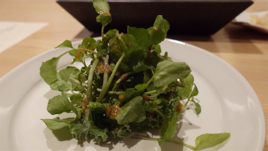 東京都 中央区 銀座 はっこく 鮨 とかみを有名店にした佐藤氏の独立店 クレソンとケール 品川イッコー