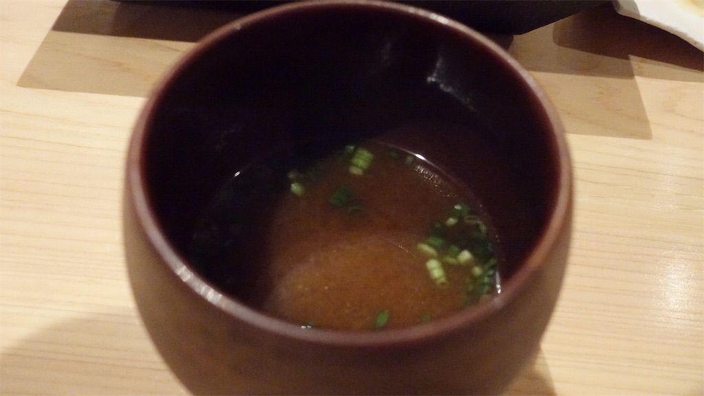 東京都 中央区 銀座 はっこく 鮨 とかみを有名店にした佐藤氏の独立店 味噌汁 品川イッコー