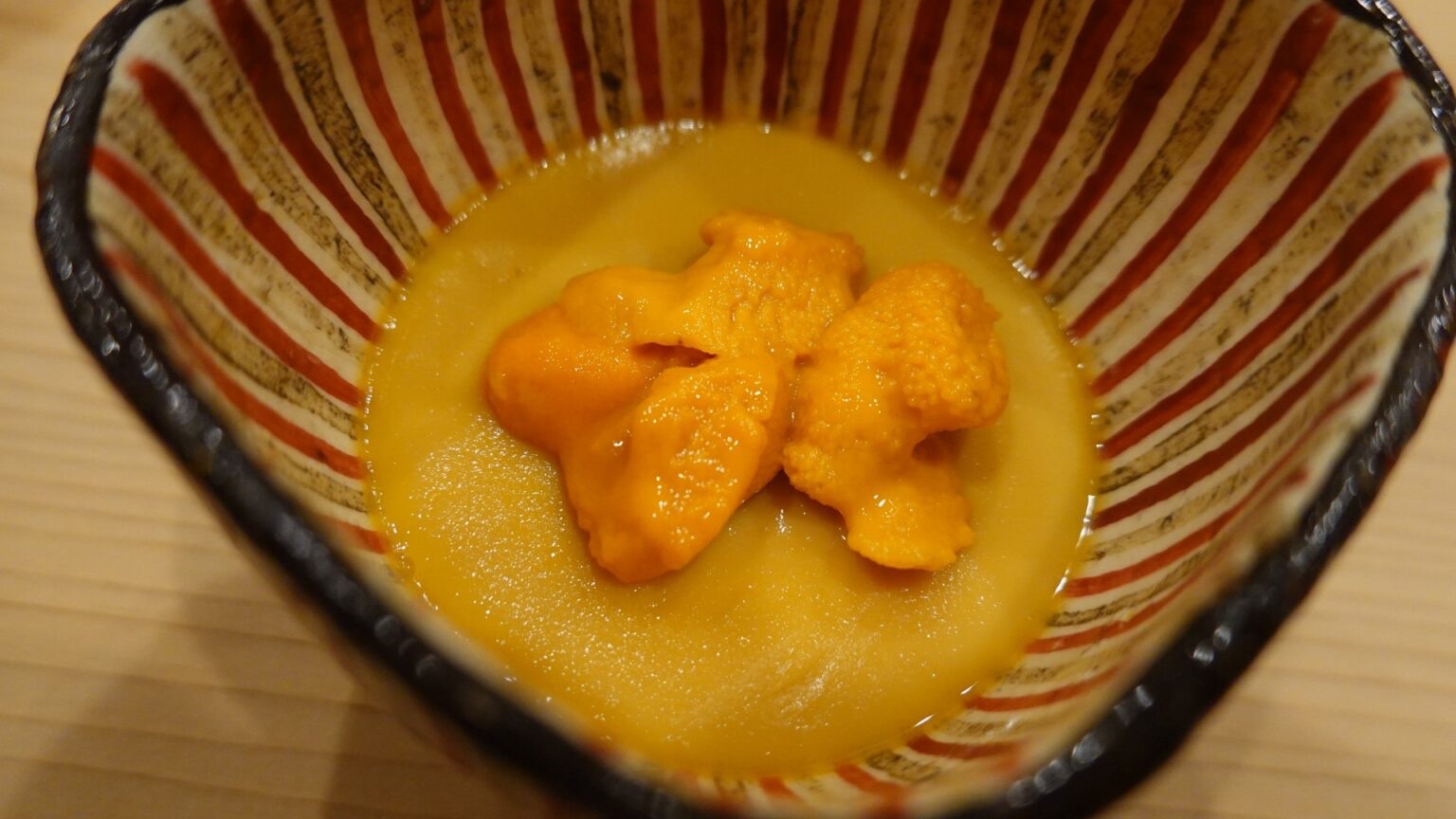 神奈川県 横浜市 関内 なか條 日本最高峰は、なか條に集まる。ピンネタが集まる日本屈指の鮨屋の超名店 寿司 雲丹茶碗蒸し 品川イッコー