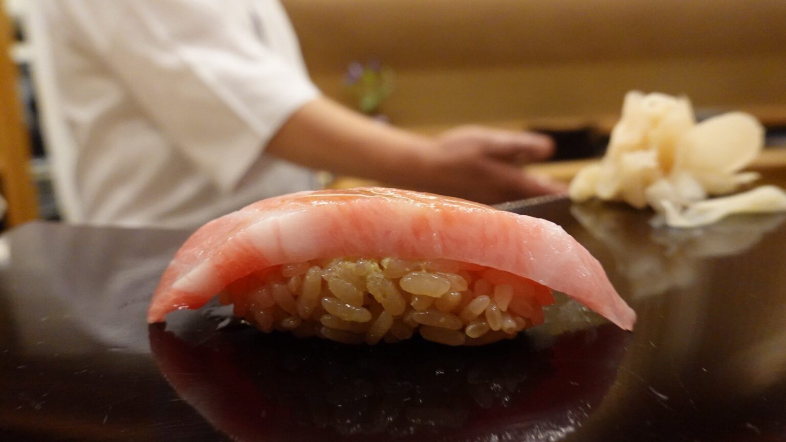 神奈川県 横浜市 関内 なか條 日本最高峰は、なか條に集まる。ピンネタが集まる日本屈指の鮨屋の超名店 寿司 大トロ 品川イッコー