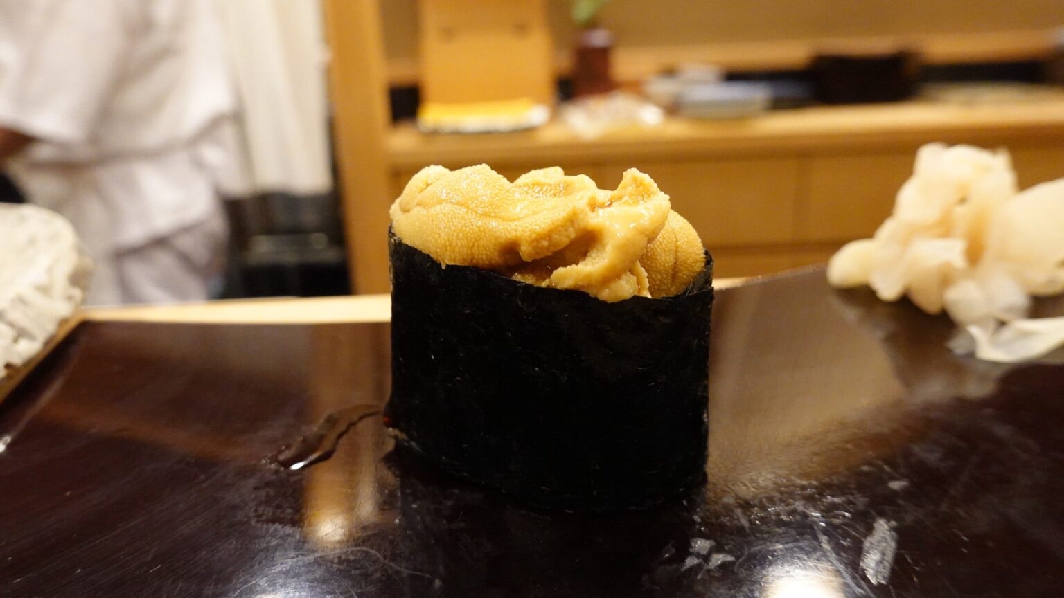 神奈川県 横浜市 関内 なか條 日本最高峰は、なか條に集まる。ピンネタが集まる日本屈指の鮨屋の超名店 寿司 雲丹 品川イッコー