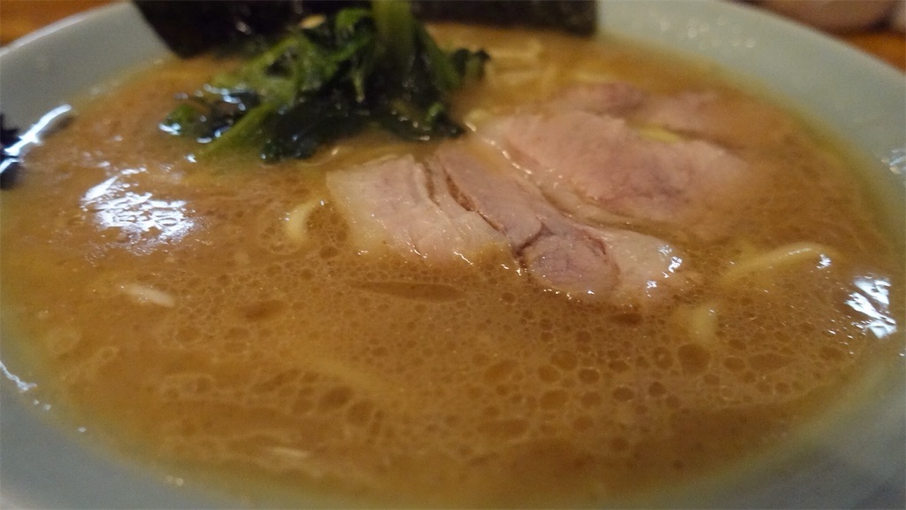 東京都 武蔵野市 吉祥寺 ラーメン 洞くつ家 六角家の流れを汲む「朝から食べられる家系ラーメン」 ラーメン 品川イッコー