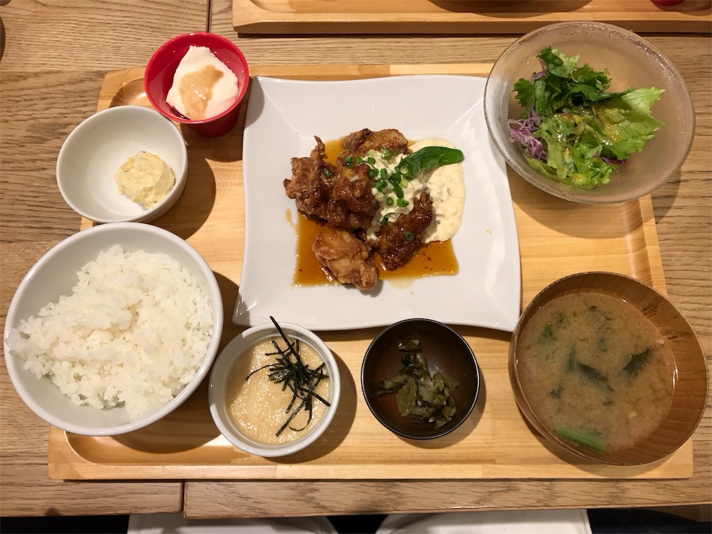 東京都 立川 おぼんdeごはん ルミネ立川店 選べる定食と和食カフェの新定番【考察】 カフェ 定食 品川イッコー