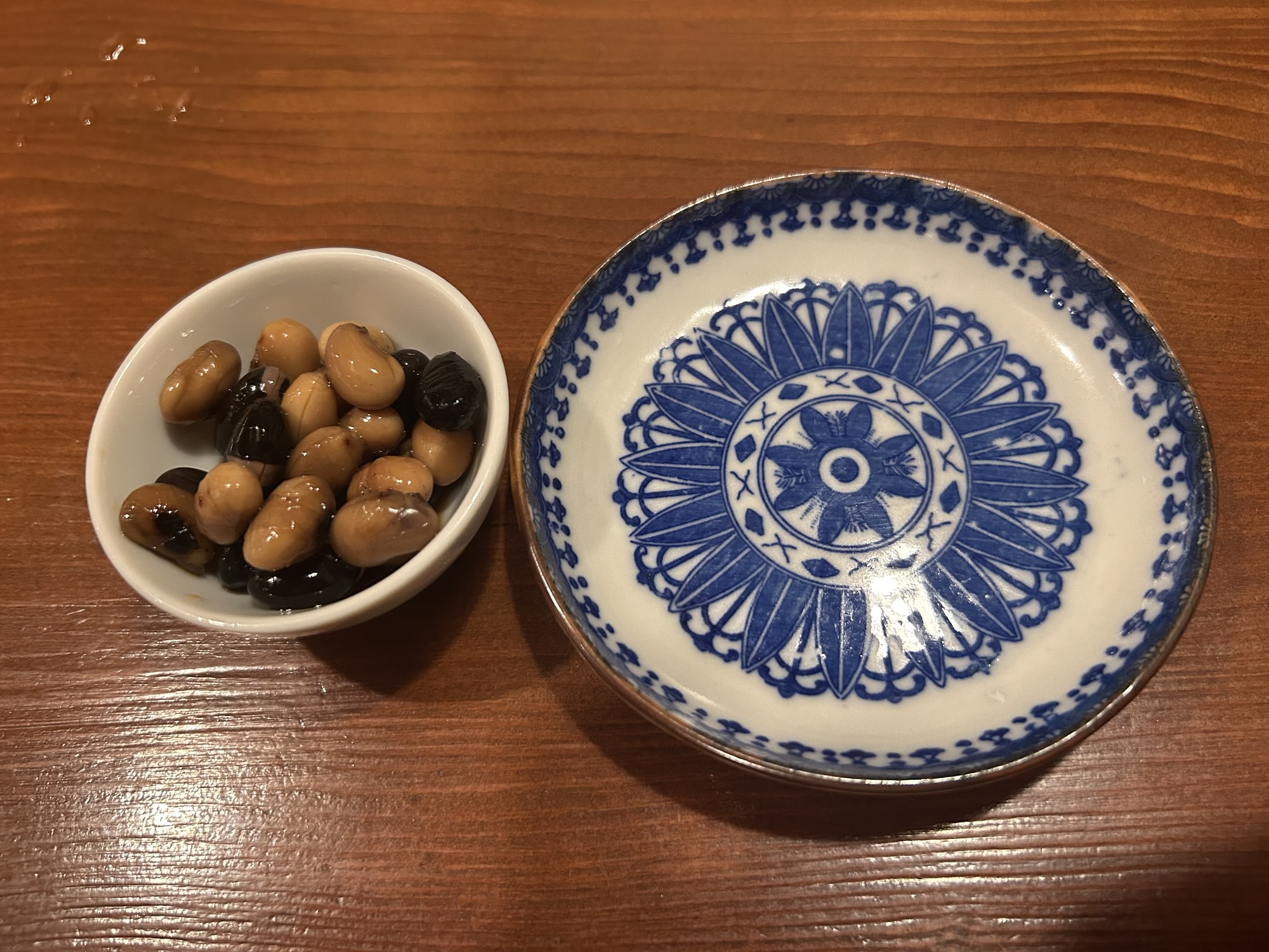 静岡県  新静岡  華音 (はなおと)  お燗×中華という唯一無二の創作中華  お通しの豆　品川イッコー