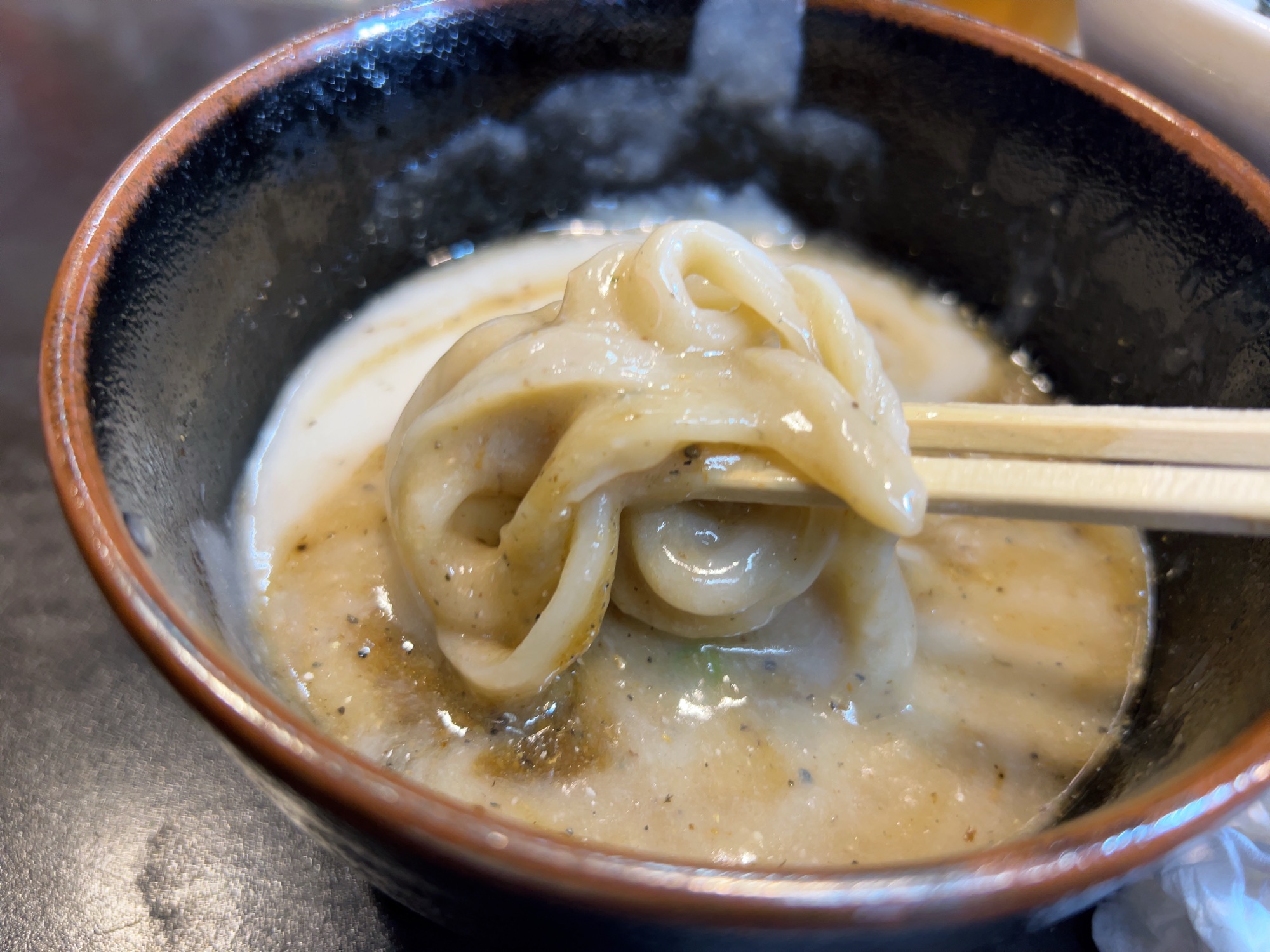 静岡県 新静岡 つけ麺専門店 きじ亭 極太麺に絡みつく超濃厚ドロ系鶏白湯つけ麺 濃厚つけ麺 品川イッコー