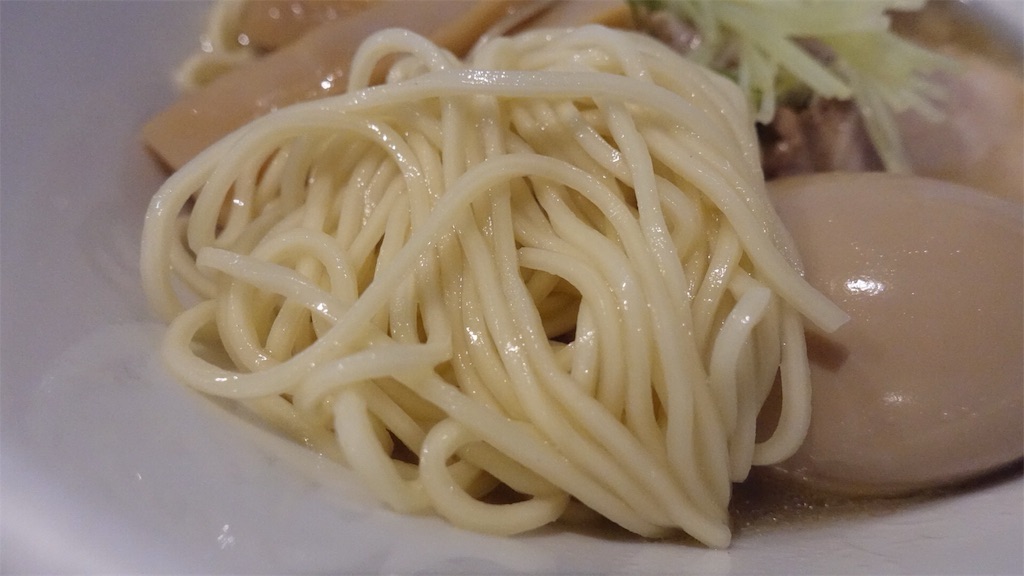 東京都 八王子市 大塚 帝京大学 煮干しそば 虎空 あっさりから超濃厚まで「煮干しの振り幅」で勝負する実力店 煮干しそば 品川イッコー