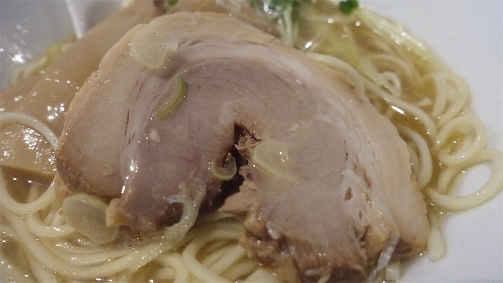 東京都 八王子市 大塚 帝京大学 煮干しそば 虎空 あっさりから超濃厚まで「煮干しの振り幅」で勝負する実力店 煮干しそば 品川イッコー