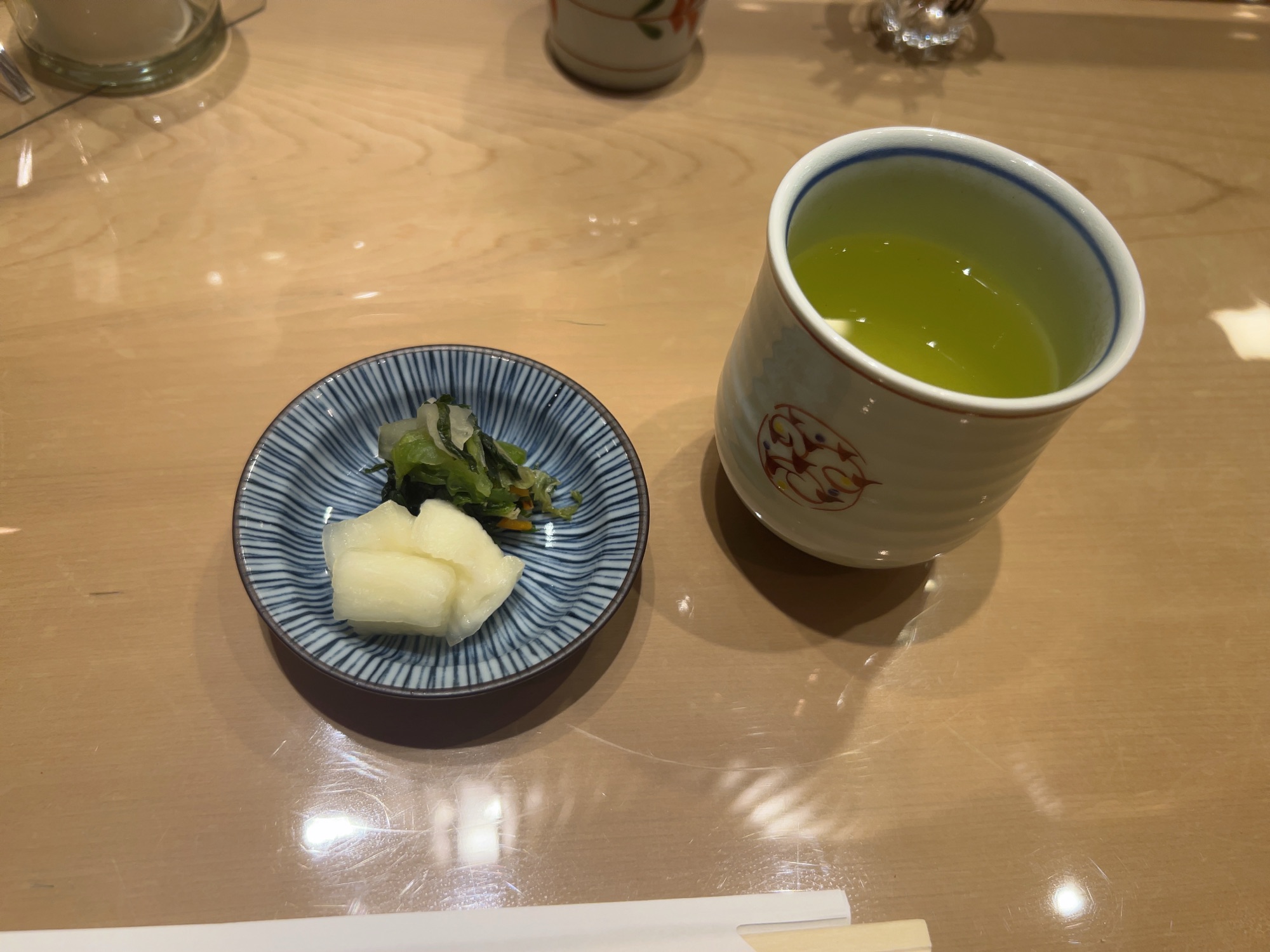 東京都　新宿割烹 中嶋　漬物とお茶