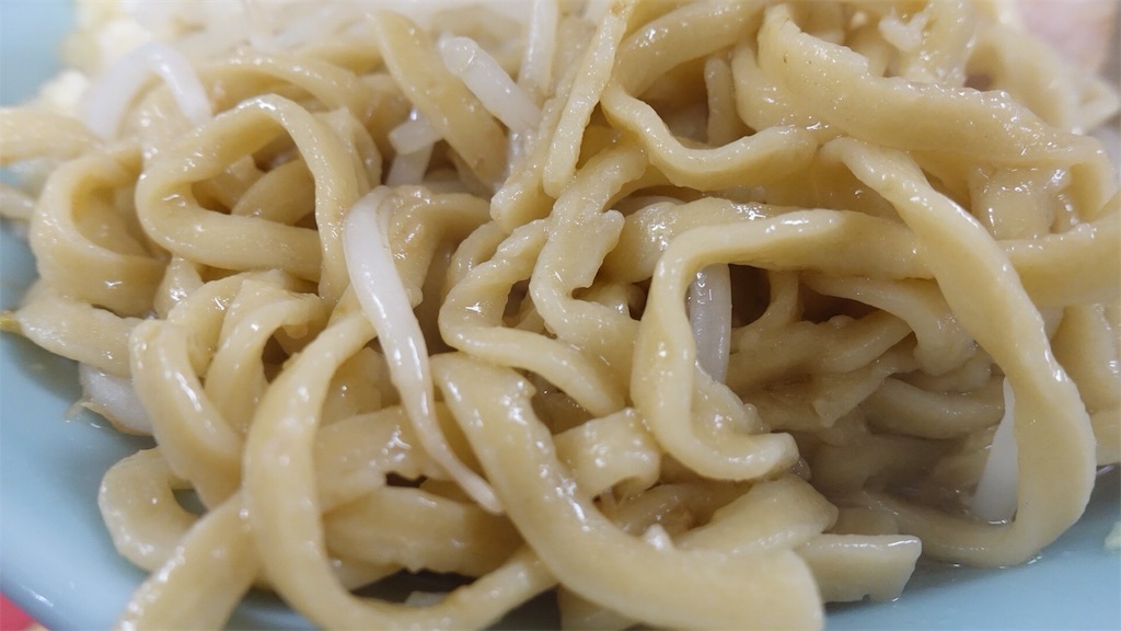 新宿 ラーメン二郎 新宿歌舞伎町店 ぶた入りラーメン　