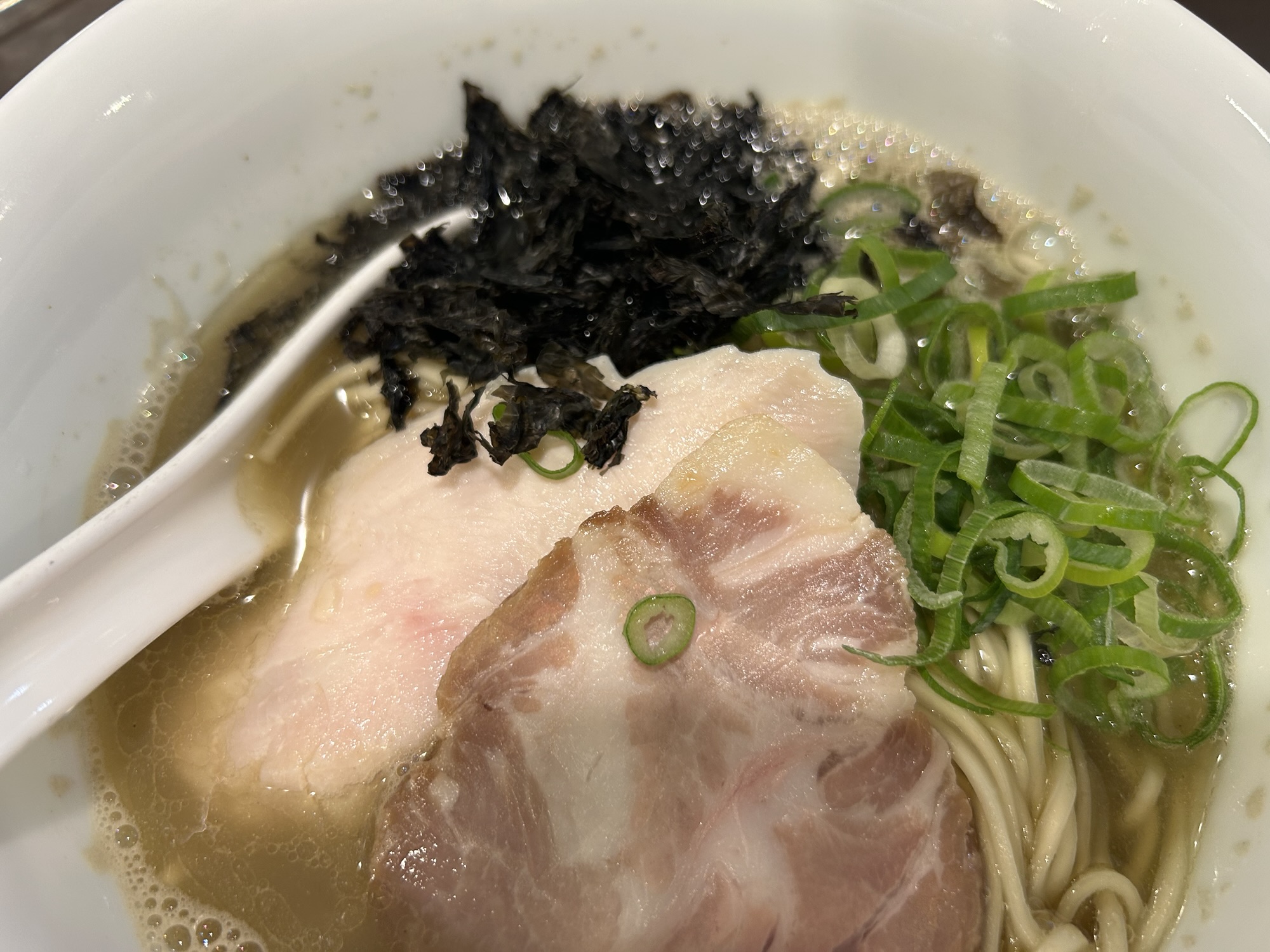 新丸子 麺や でこ 追い煮干しそば