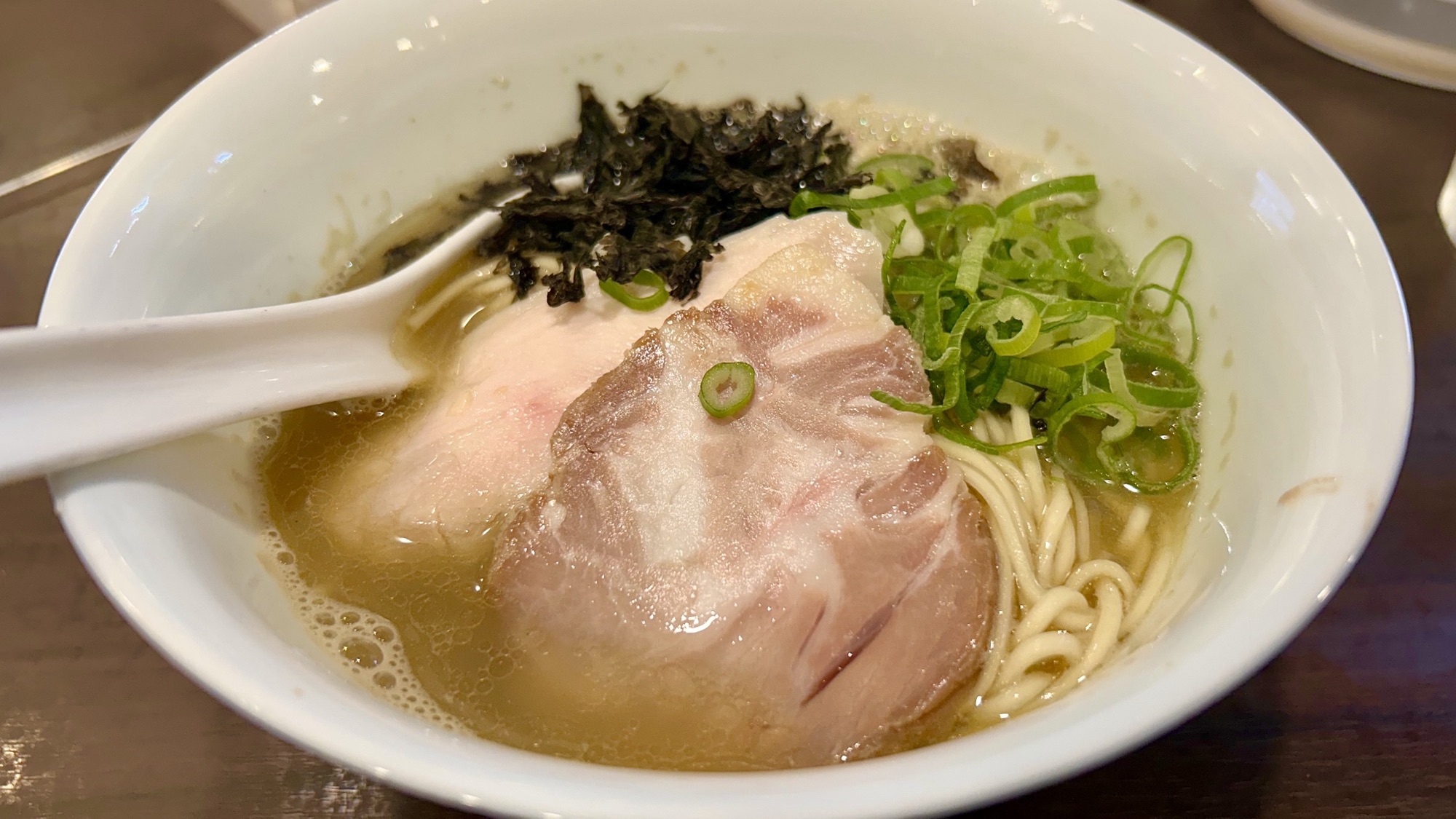 新丸子 麺や でこ 追い煮干しそば