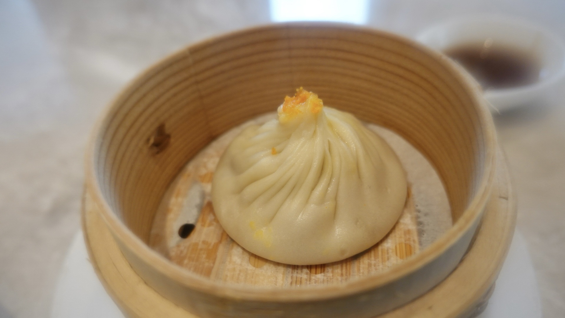 三越前 蟹王府 小籠包