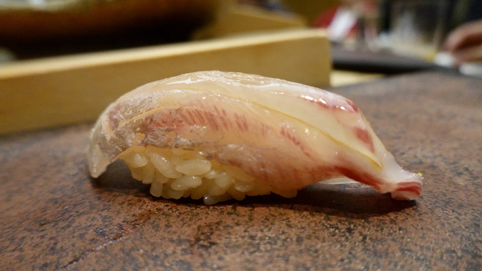 四ツ谷 すし匠 イサキ