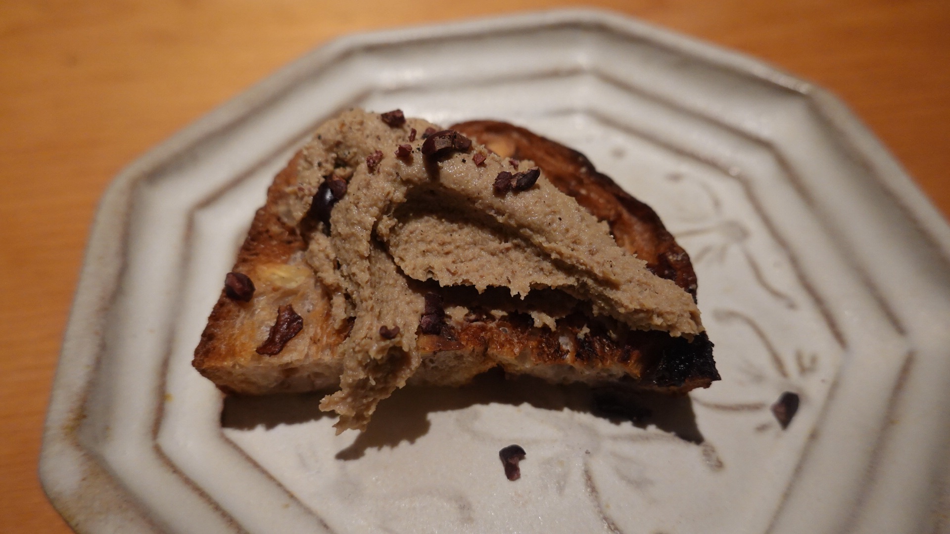 三田 焼鳥 嘉とう レバーパテ