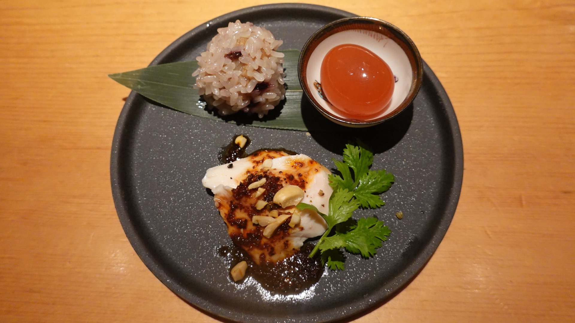 三田 焼鳥 嘉とう よだれ鶏 焼売