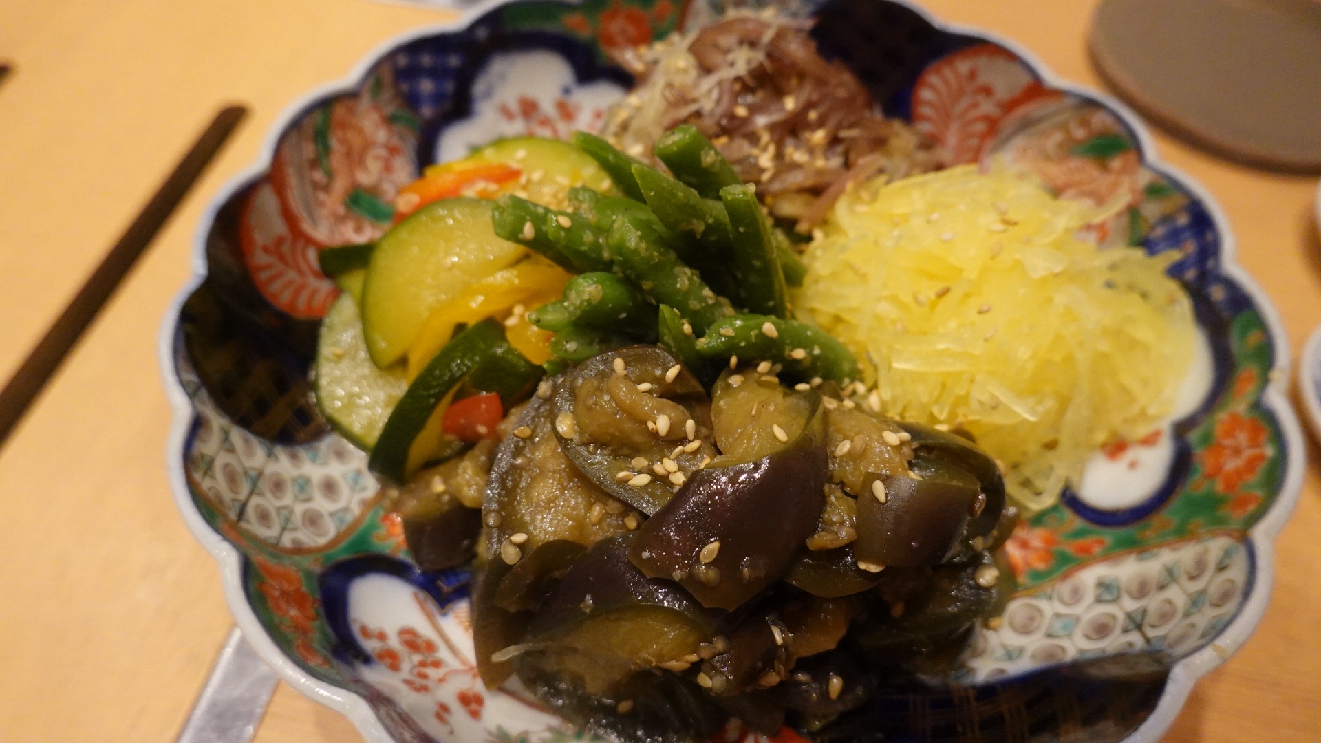 高田馬場 神戸焼肉 金虎 ナムル盛合わせ