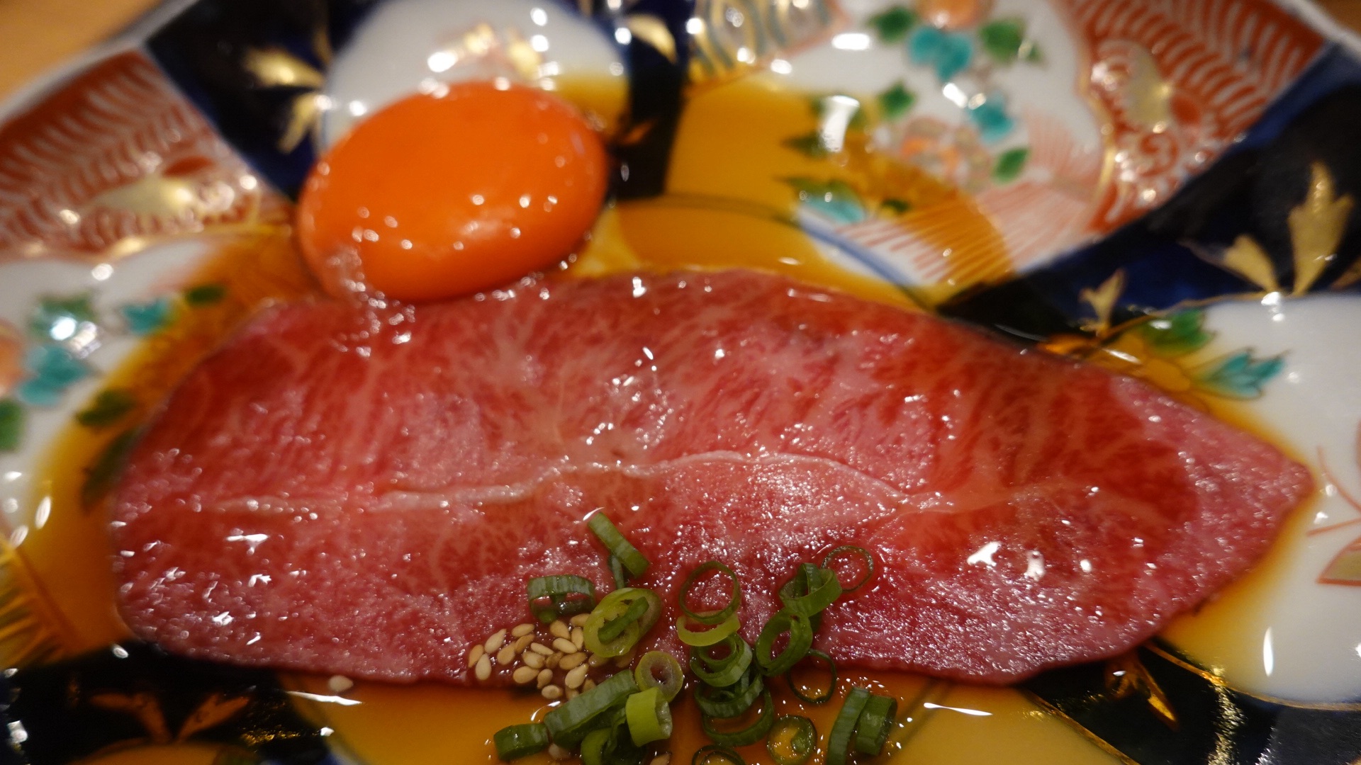 高田馬場 神戸焼肉 金虎 ミスジのユッケ