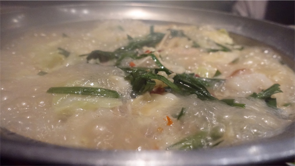 博多 越後屋 博多駅前本店 京風白味噌もつ鍋