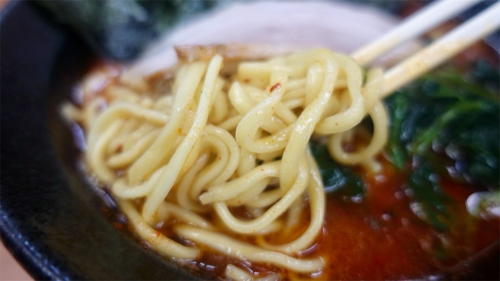 分倍河原 横浜らーめん 若武者 ラーメン