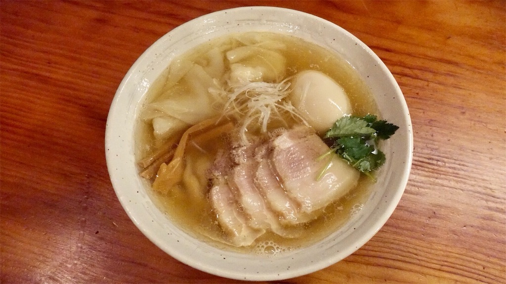 下北沢 純手打ち 麺と未来 特製塩らーめん