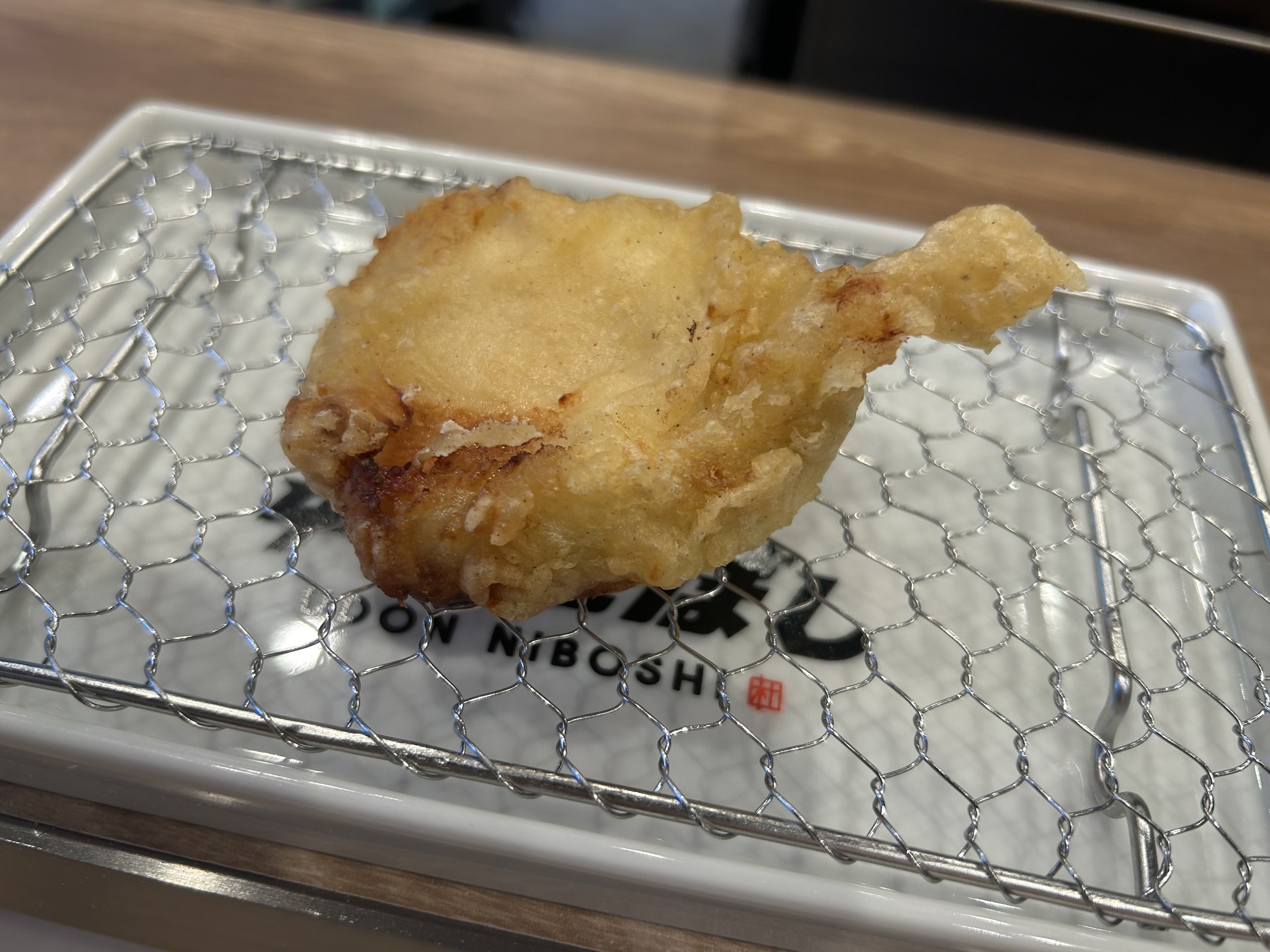 表参道 博多うどん 中村にぼし とり天