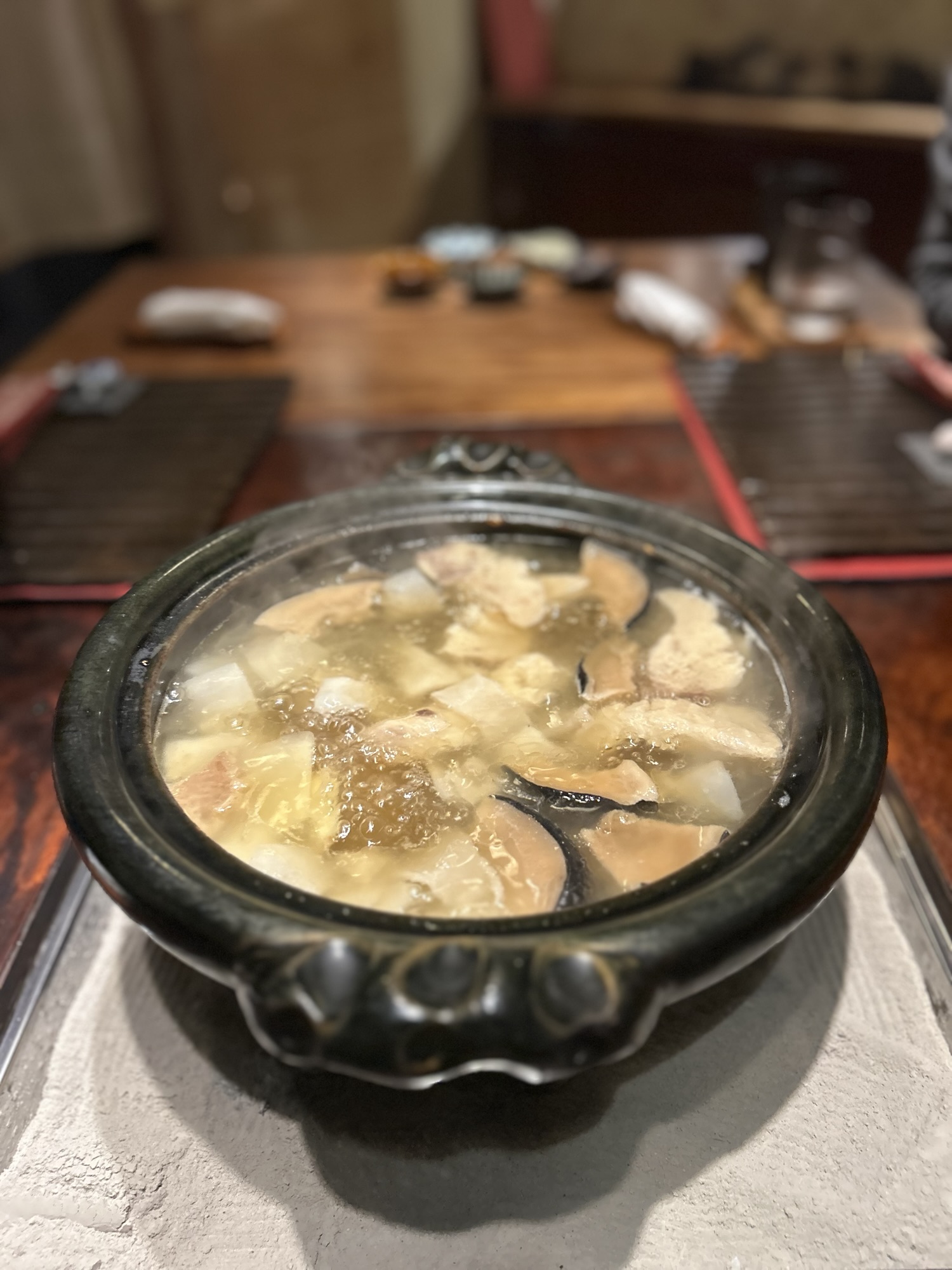 根津 食滋楽 クジラ鍋