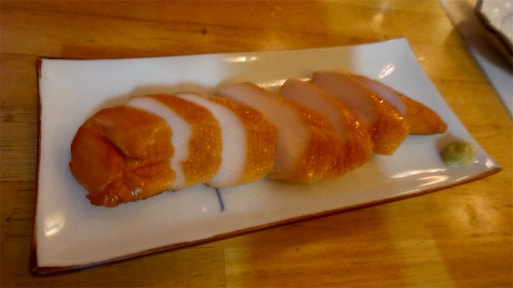 高円寺 炭火串焼き 世界のビール 大万 ササミスモークサーモン