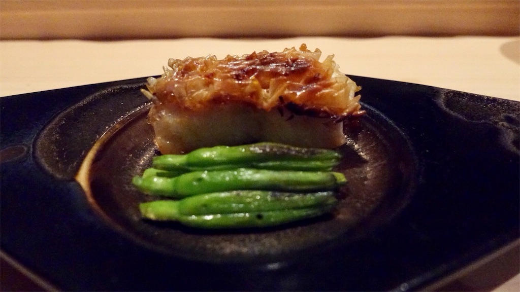 広尾 熟成鮨 万 甘鯛の鱗焼きと金針菜