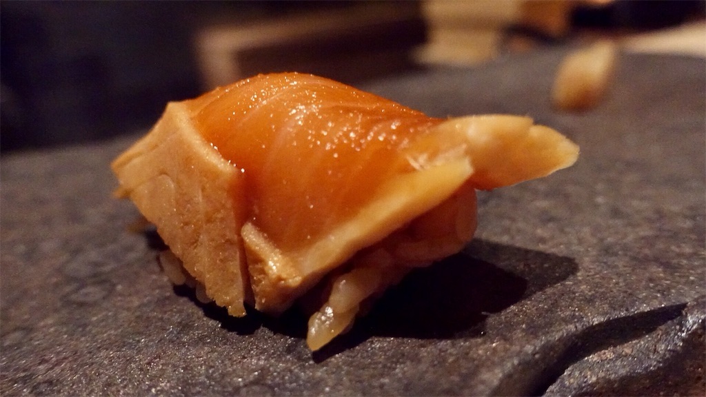 広尾 熟成鮨 万 ますのすけ