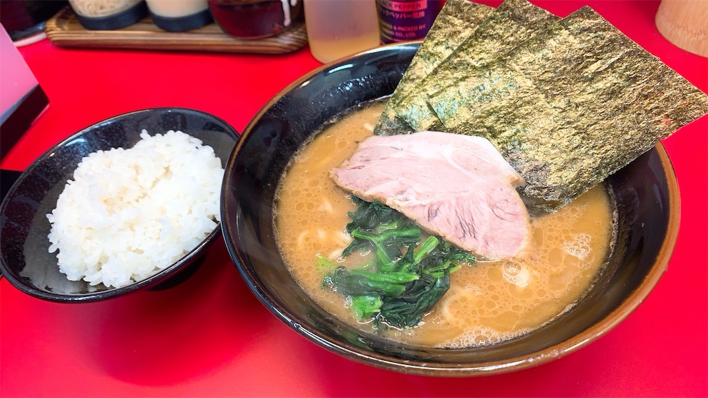 横浜らーめん 山本家