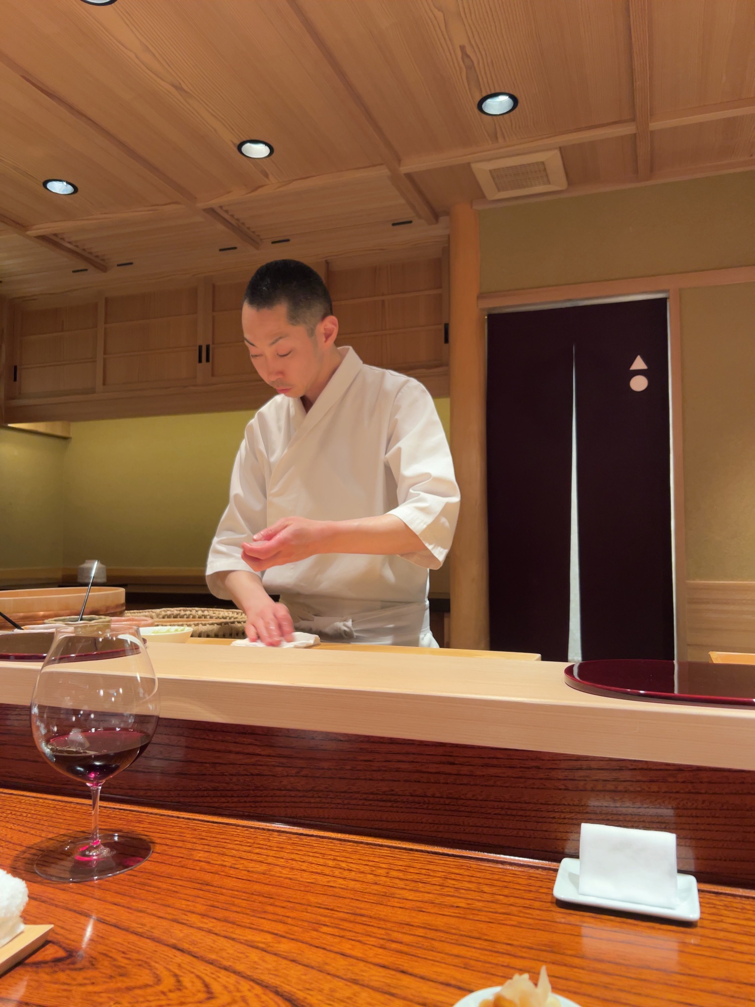 表参道 鮨 あお 岡崎親方