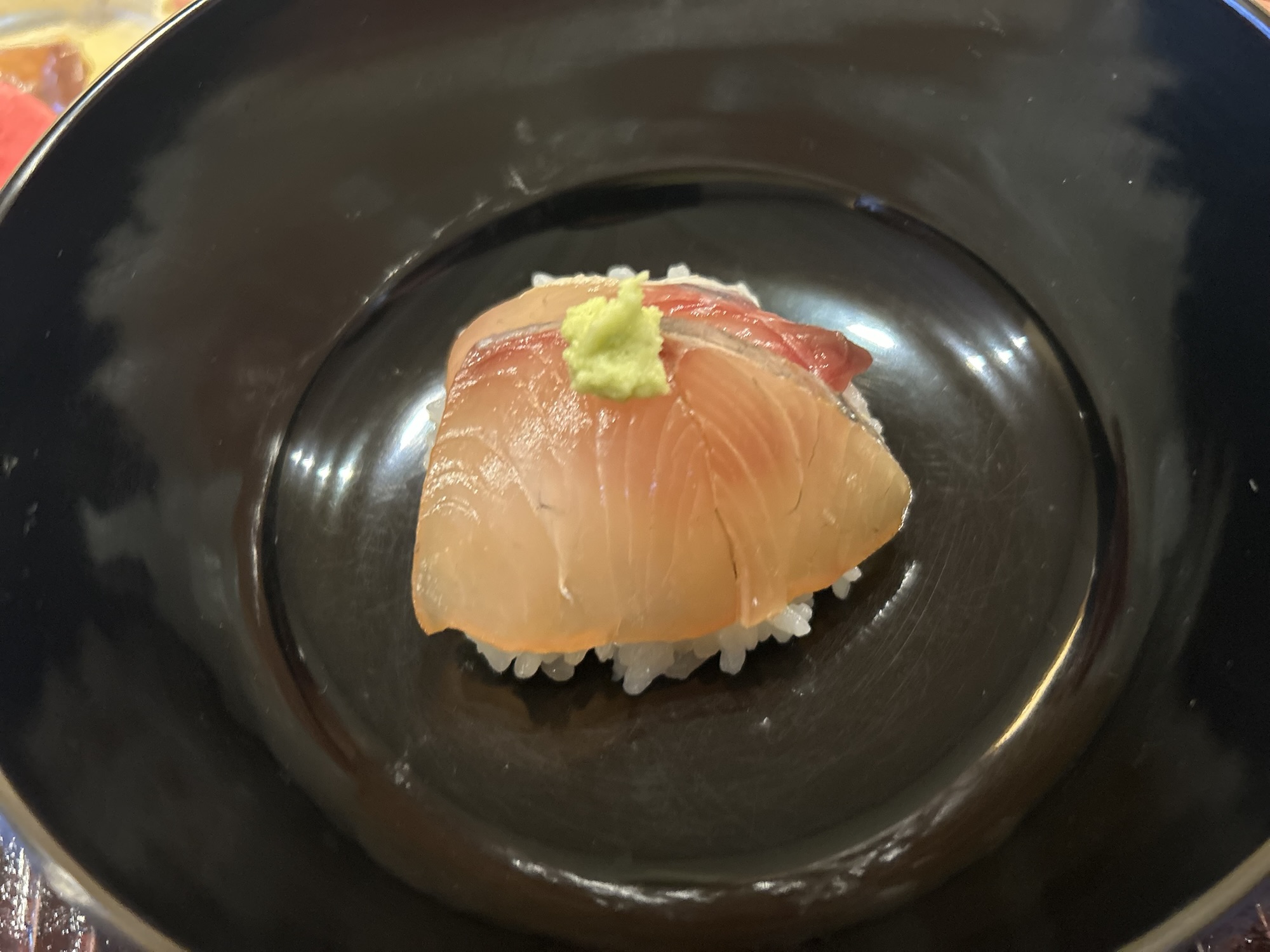 鎌倉 北じま カンパチの漬け丼