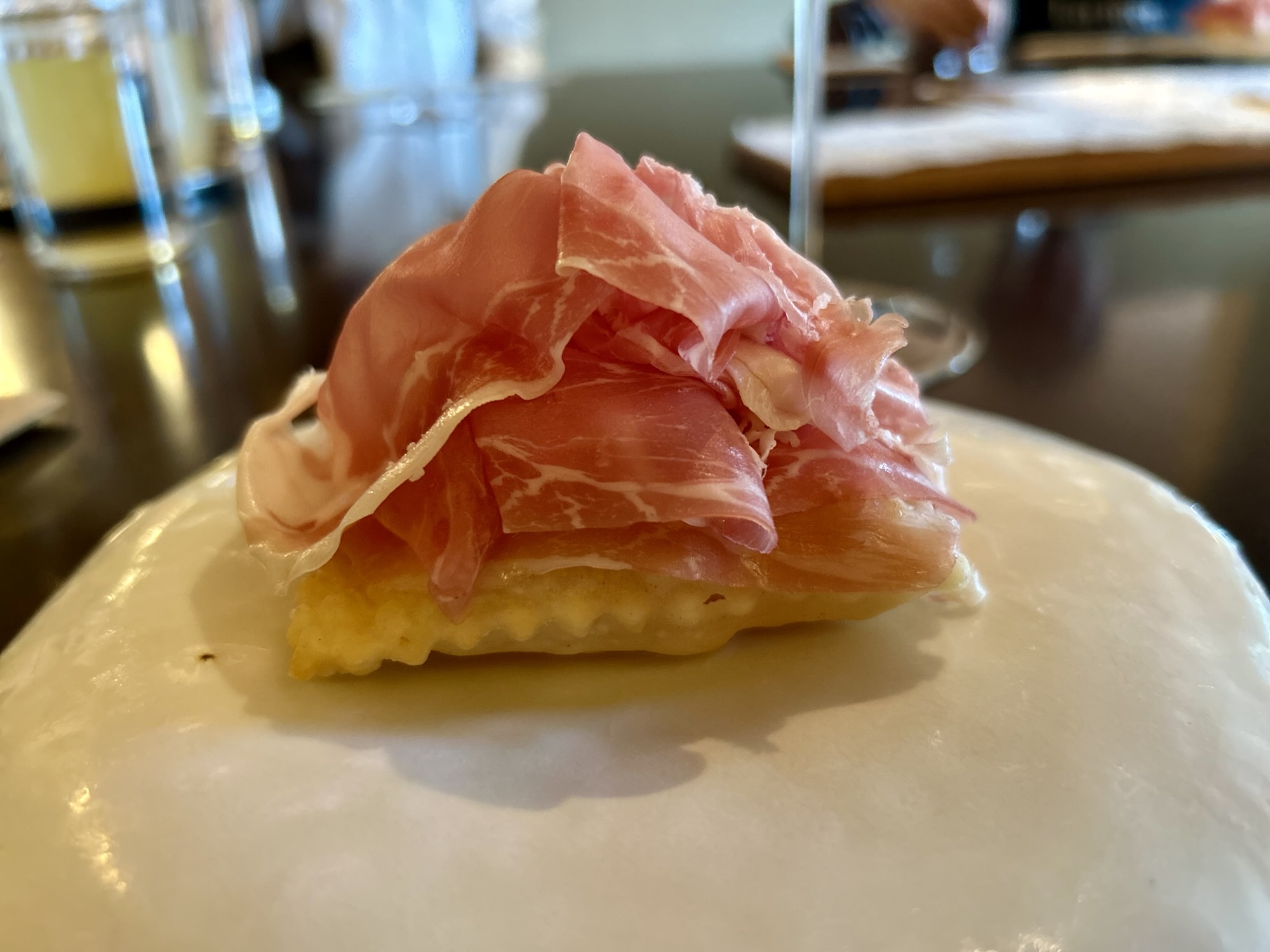 鎌倉 霹靂 トルタフリッタ