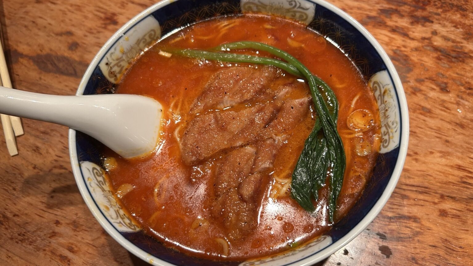 銀座 支那麺 はしご 本店 排骨担担麺